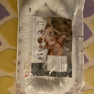 DockATot Deluxe+ Pristine White